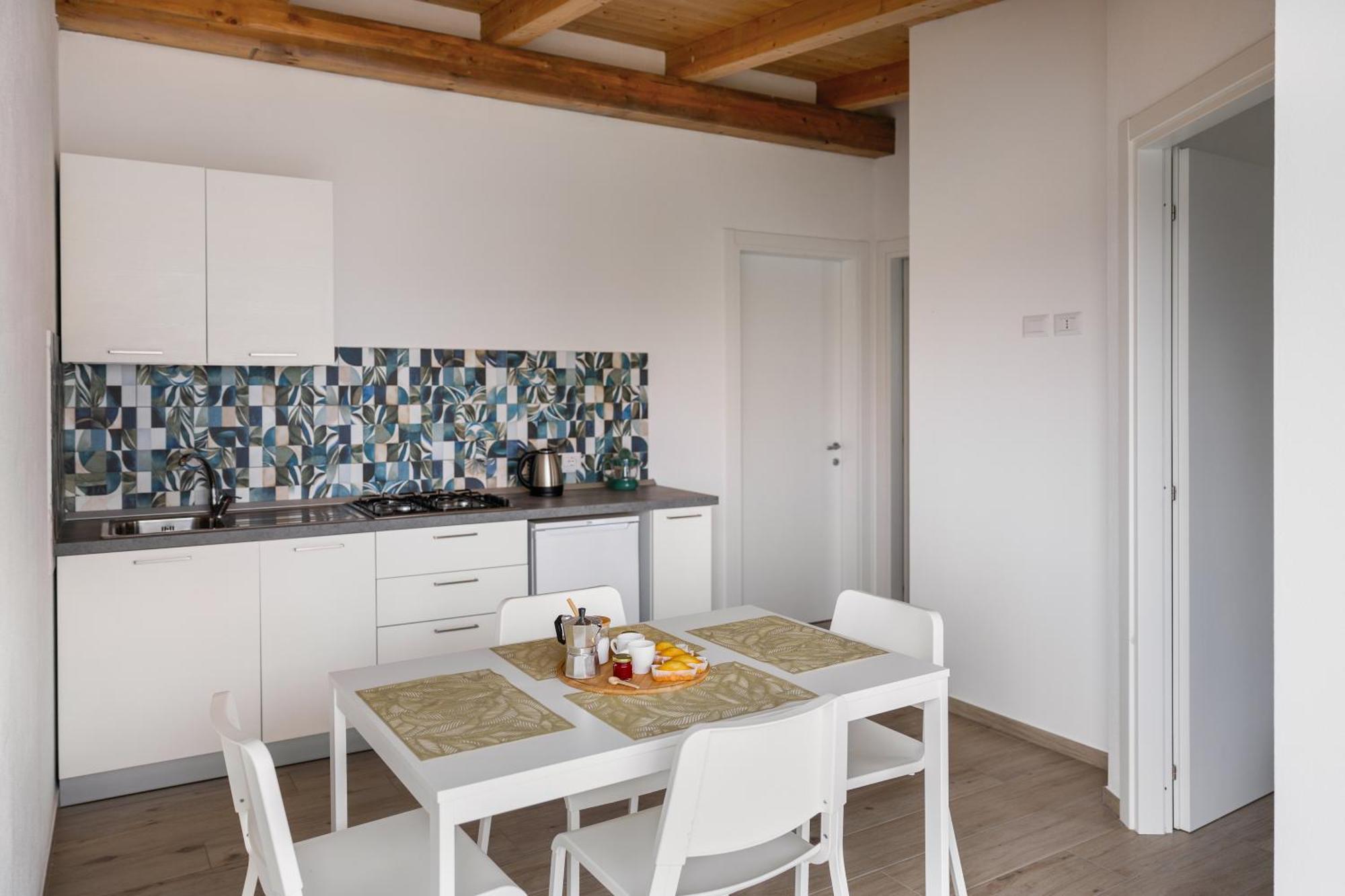 Villaggio Camping Poseidon - Bungalows & Rooms With Sea View In Nature Santa Caterina Dello Ionio Marina Extérieur photo