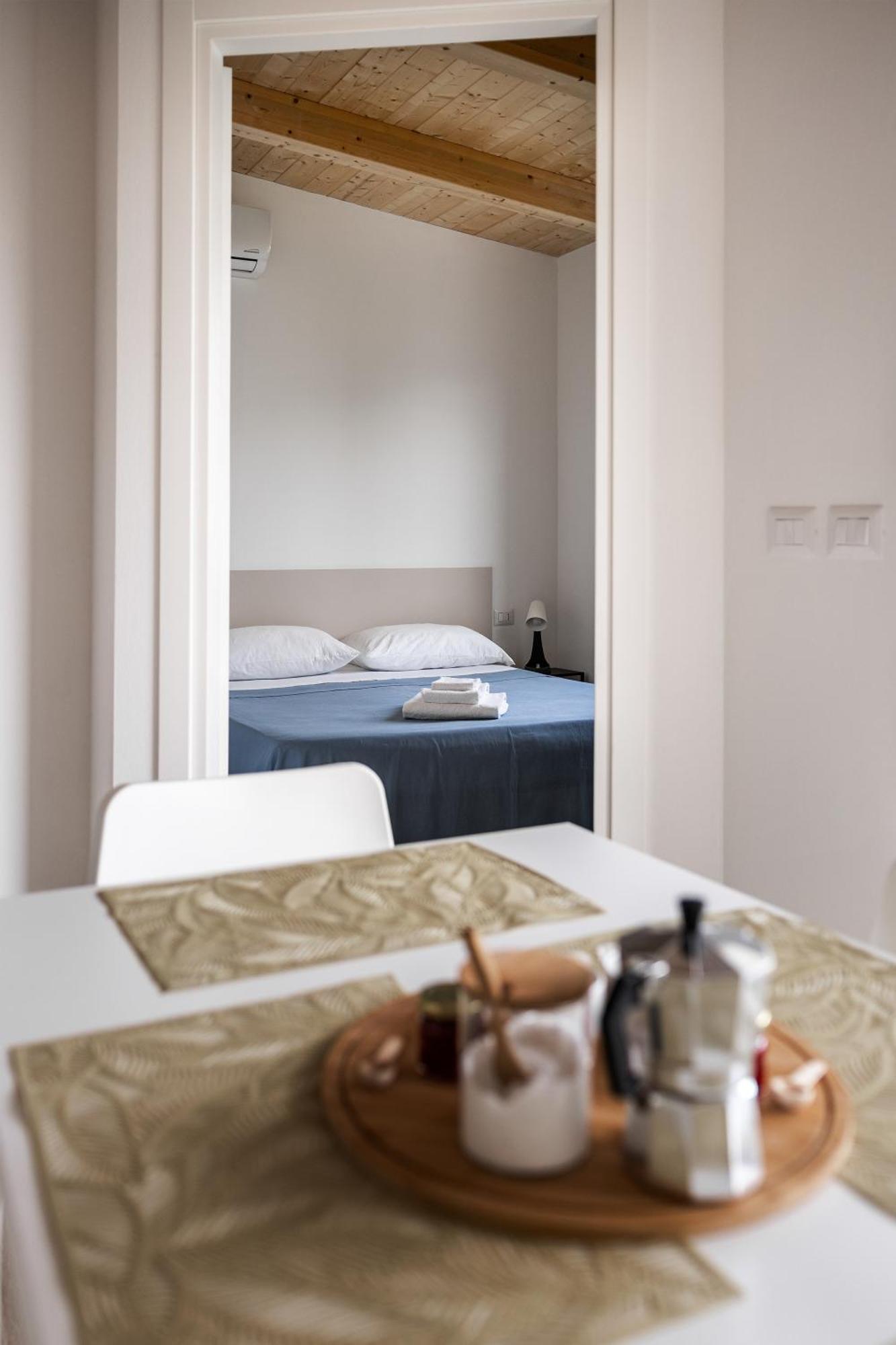 Villaggio Camping Poseidon - Bungalows & Rooms With Sea View In Nature Santa Caterina Dello Ionio Marina Extérieur photo