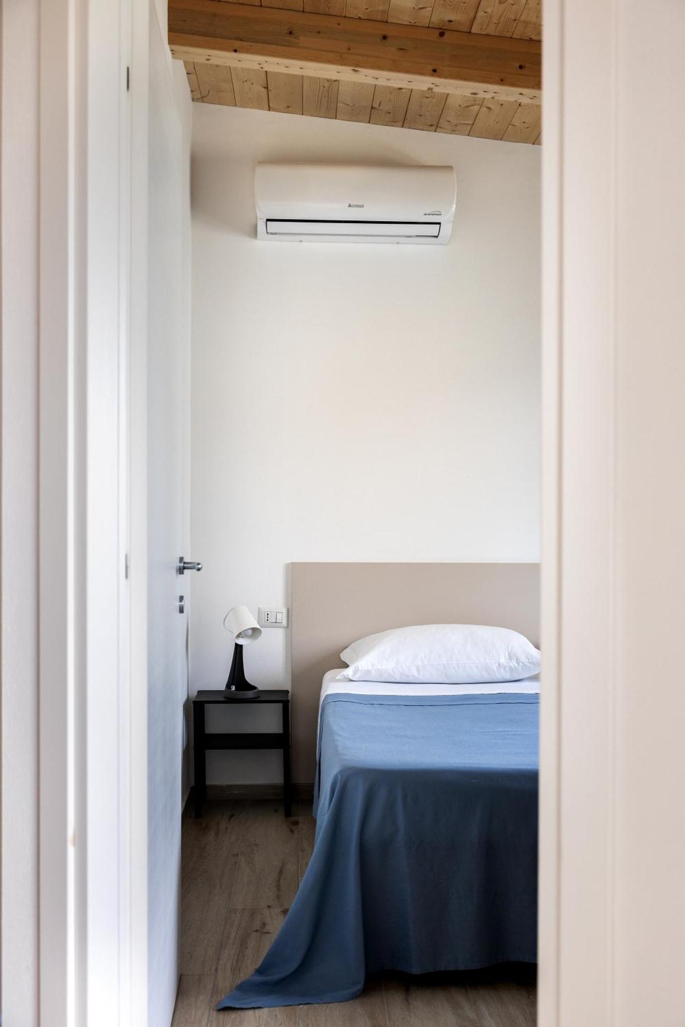 Villaggio Camping Poseidon - Bungalows & Rooms With Sea View In Nature Santa Caterina Dello Ionio Marina Extérieur photo